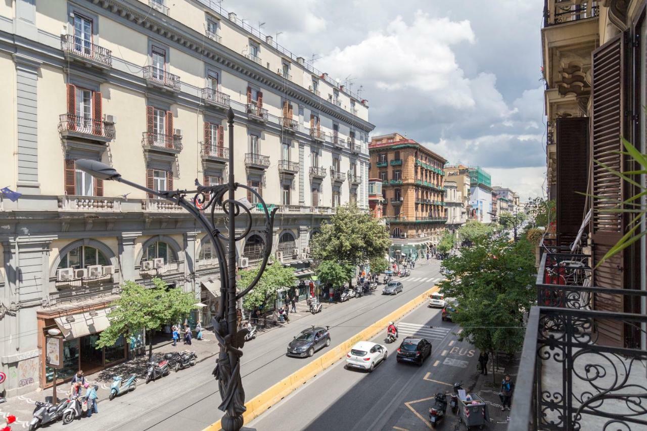 Bianchi Mediterranei B&B Naples Exterior photo