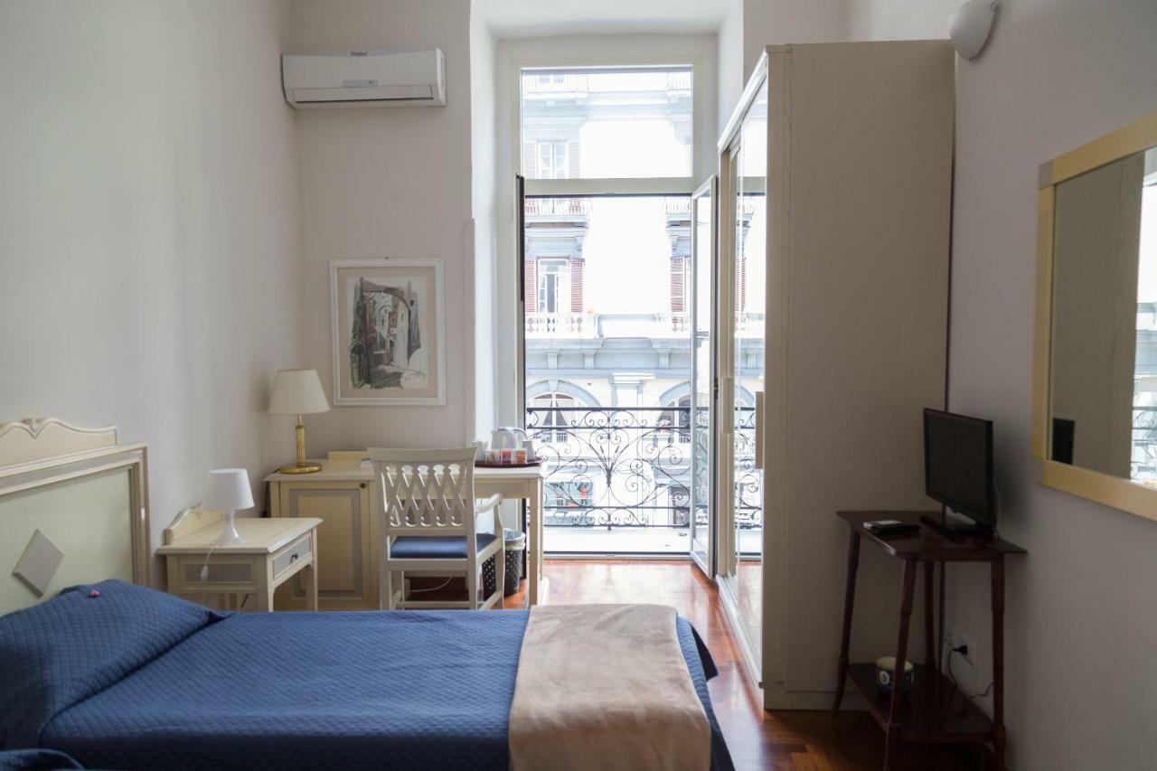 Bianchi Mediterranei B&B Naples Exterior photo
